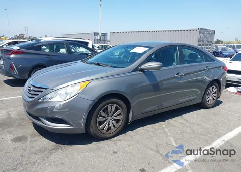 2013 Hyundai Sonata Gls z USA, uszkodzony, nr VIN 5NPEB4AC1DH539803